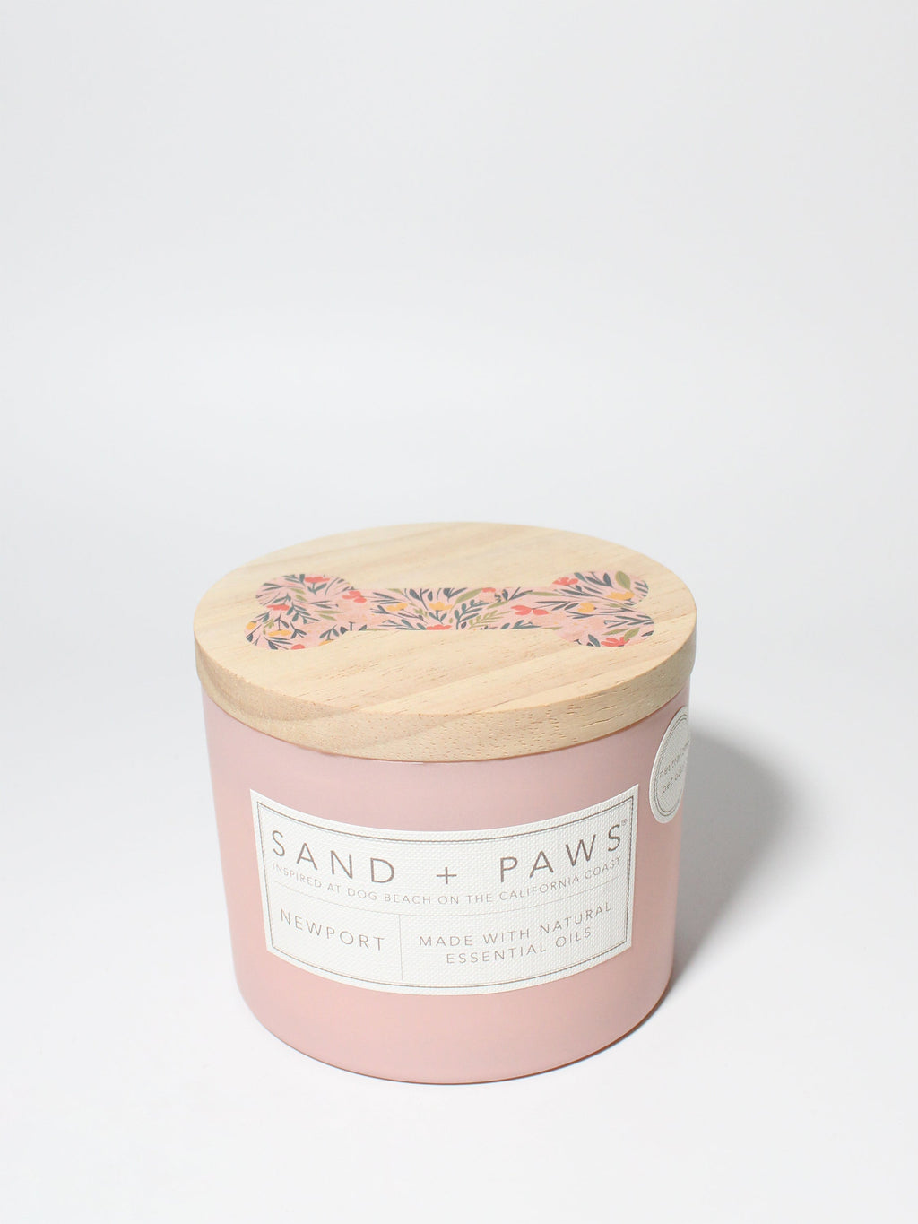 Aromatic Sand + Paws Newport 12 oz scented candle