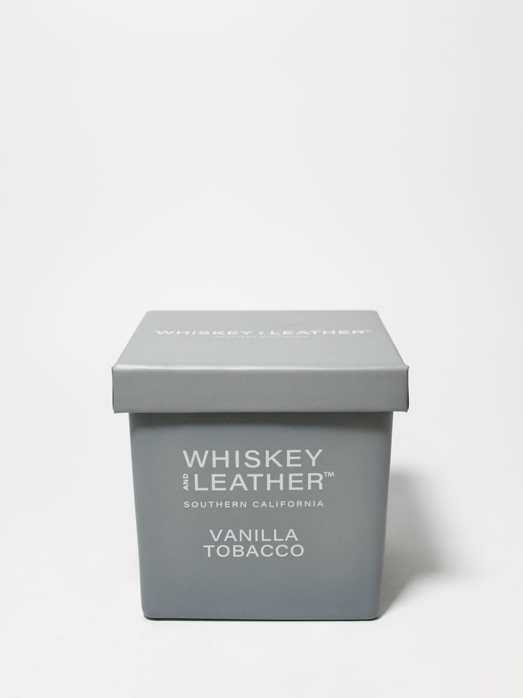 Aromatic Vanilla Tobacco 16 oz scented candle