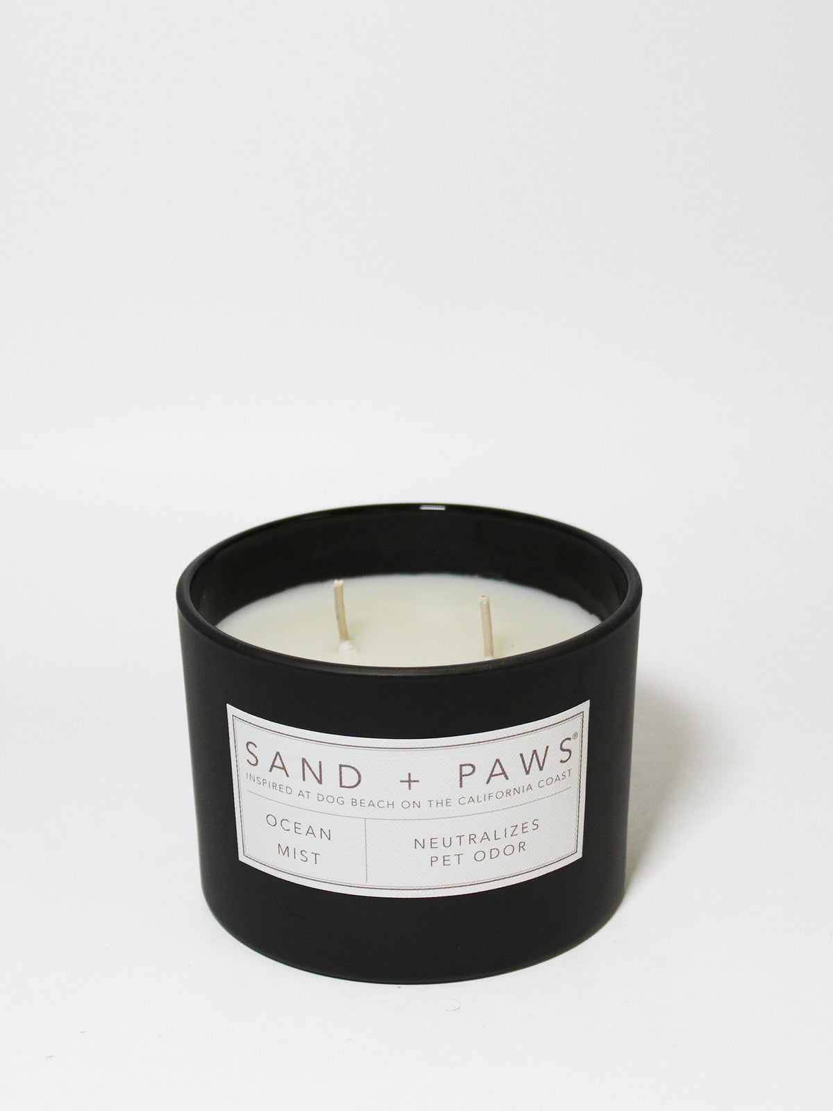 Aromatic Sand + Paws Ocean Mist 12 oz scented candle