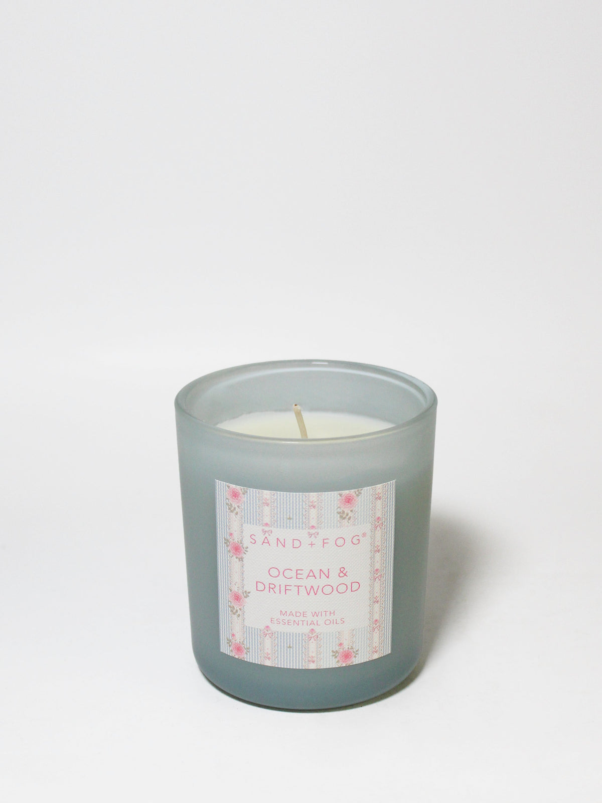 Aromatic Ocean & Driftwood 10 oz scented candle