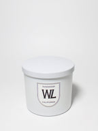 Aromatic Teakwood 11 oz scented candle