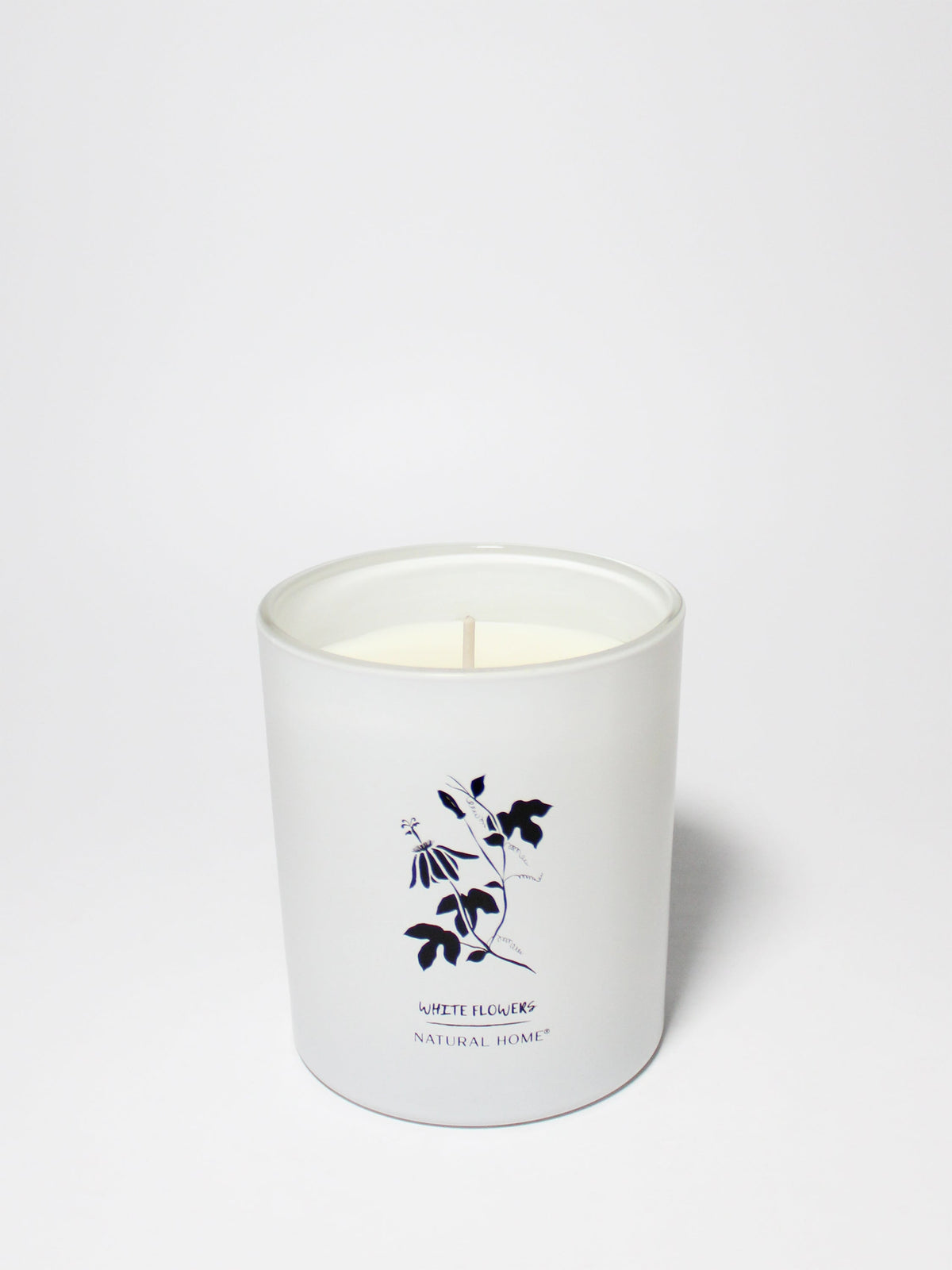 Aromatic White Flowers Natural Home 11.5 oz scented candle