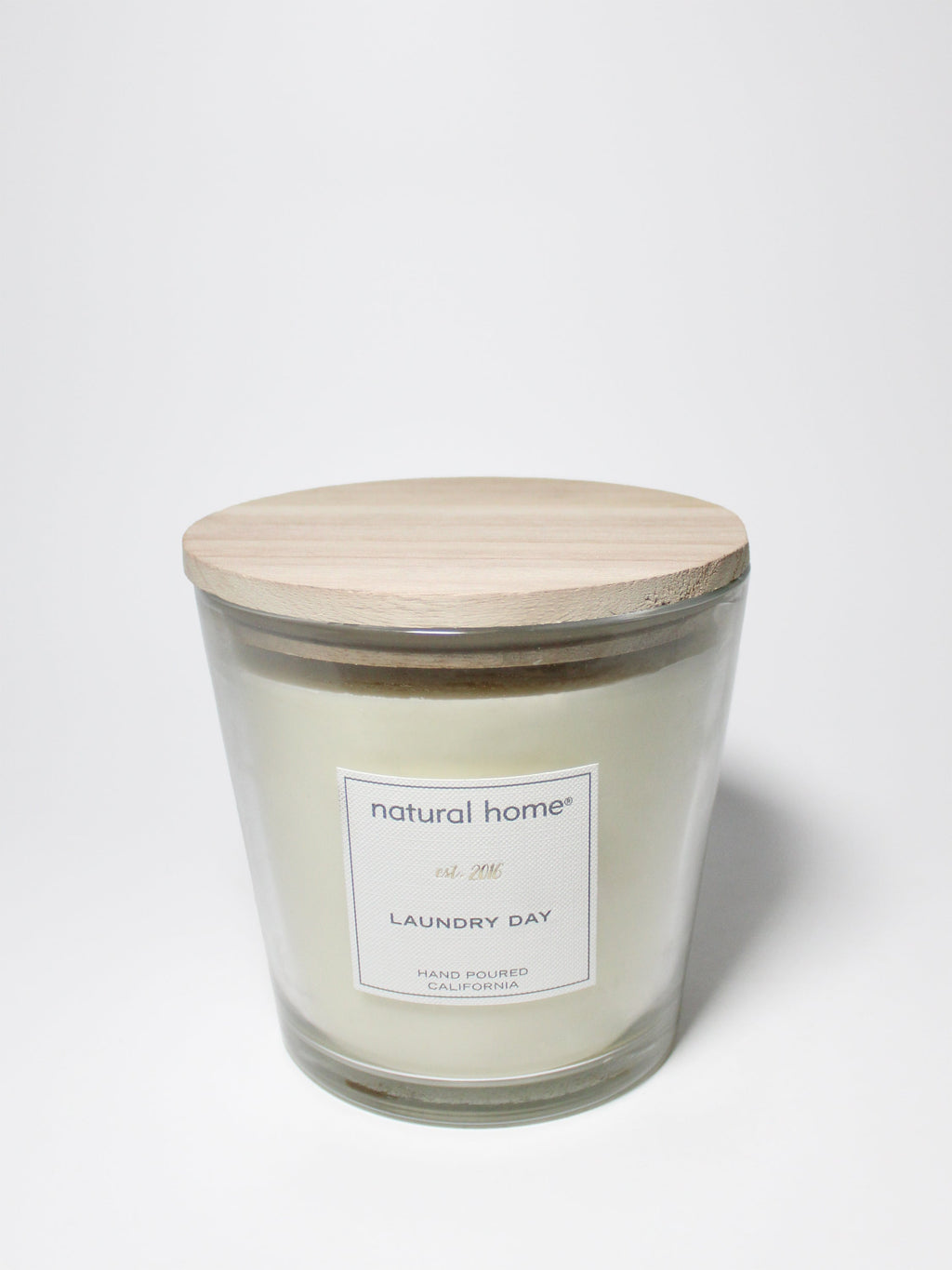 Aromatic Laundry Day Natural Home 31 oz scented candle