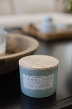 Aromatic Clean Waves 12 oz scented candle