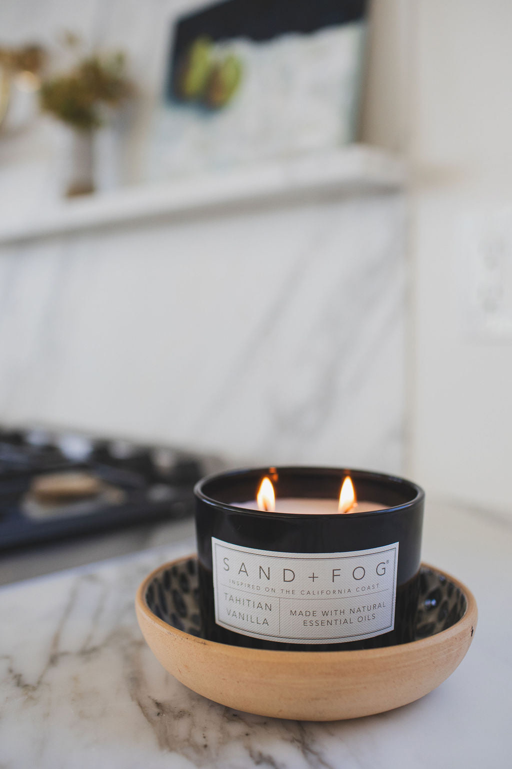 Aromatic Tahitian Vanilla 12 oz scented candle