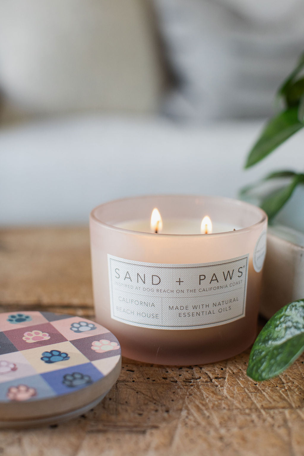 Aromatic Sand + Paws California Beach House 12 oz scented candle
