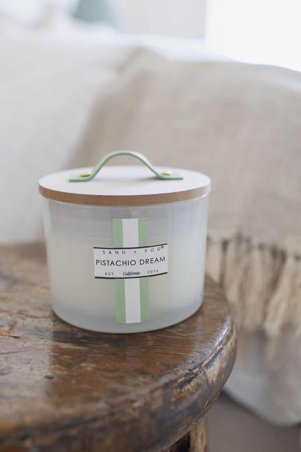 Aromatic Pistachio Dream 12 oz scented candle
