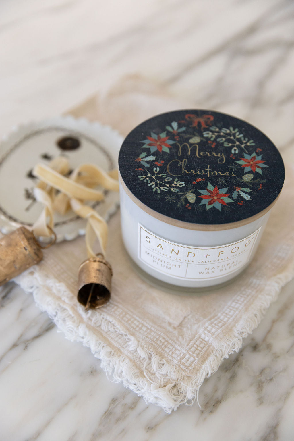 Aromatic Midnight Plum 12 oz scented candle