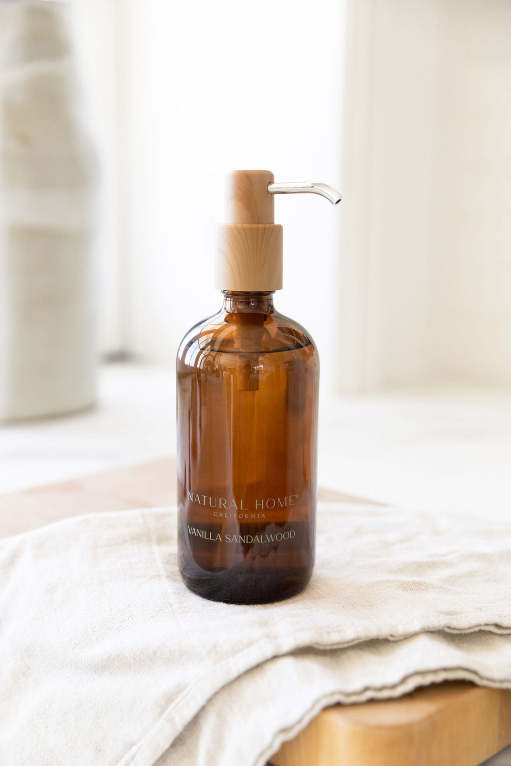 Luxury Vanilla Sandalwood Natural Home 15.7 oz Liquid Hand Soap
