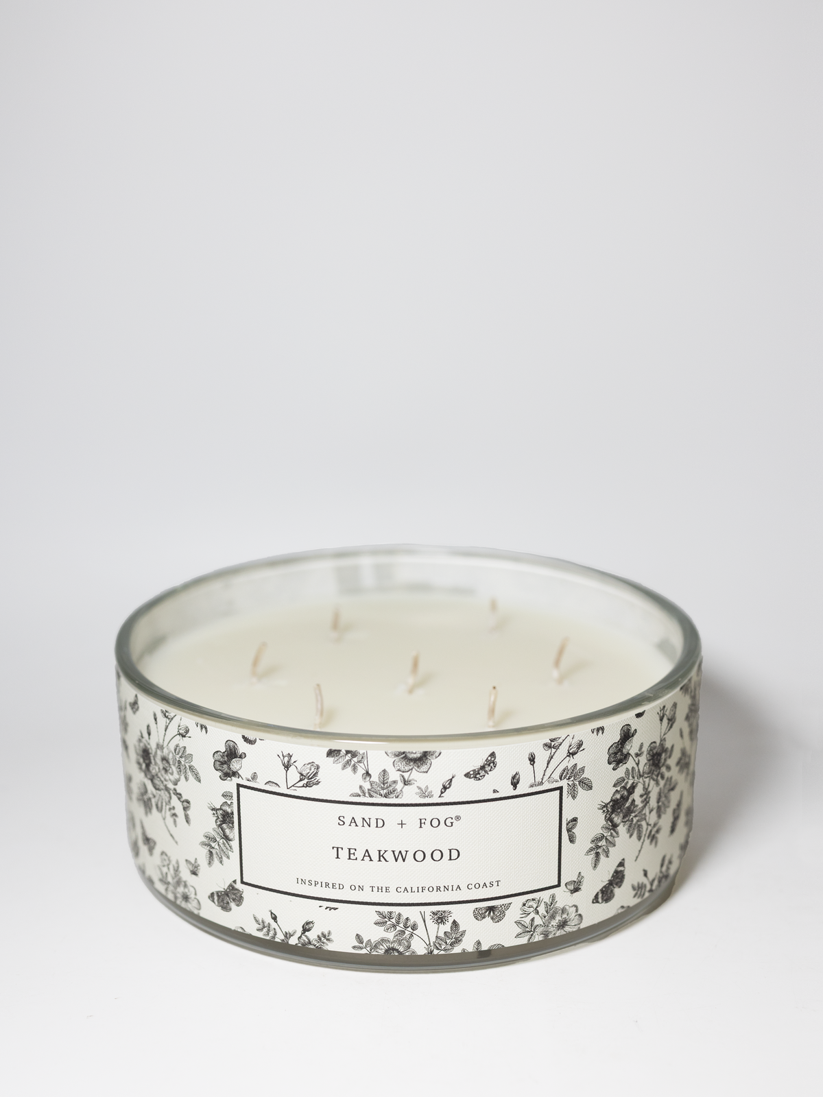 Aromatic Teakwood 34 oz scented candle