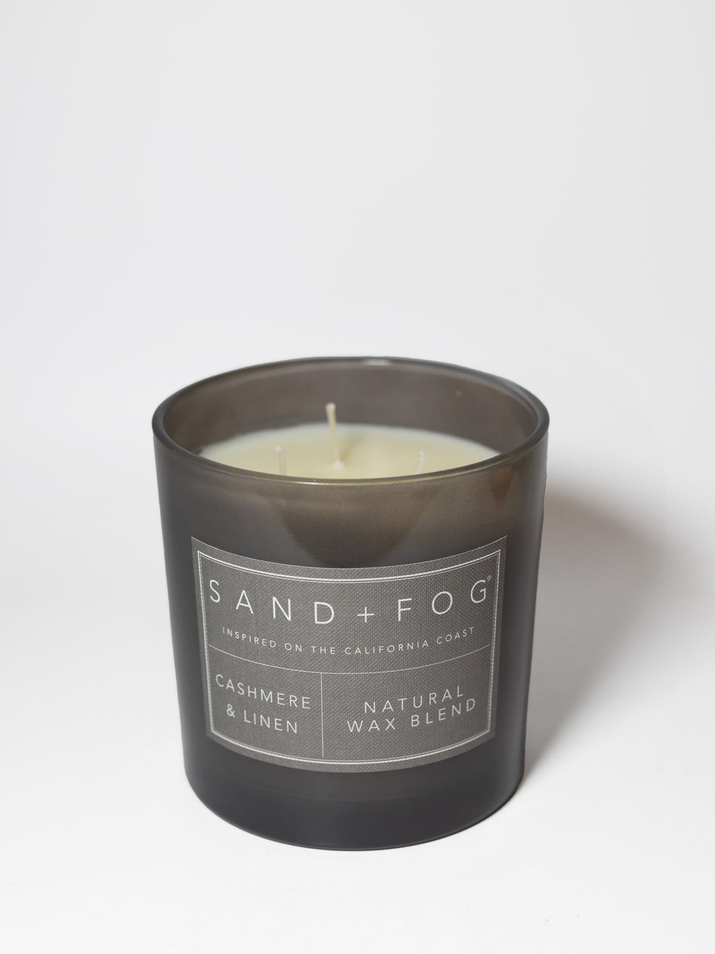 Aromatic Cashmere & Linen 21 oz scented candle
