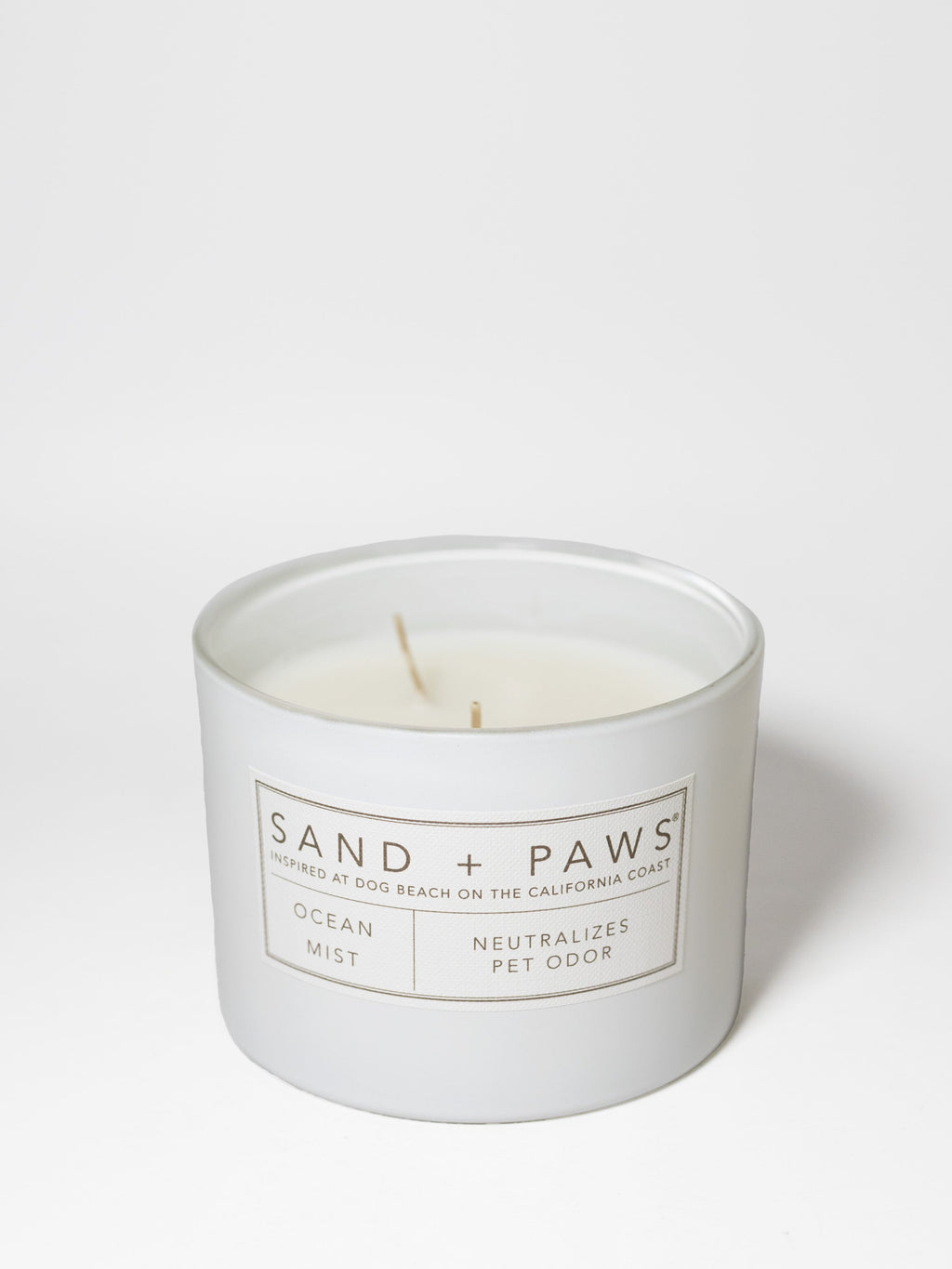 Aromatic Sand + Paws Ocean Mist 12 oz scented candle